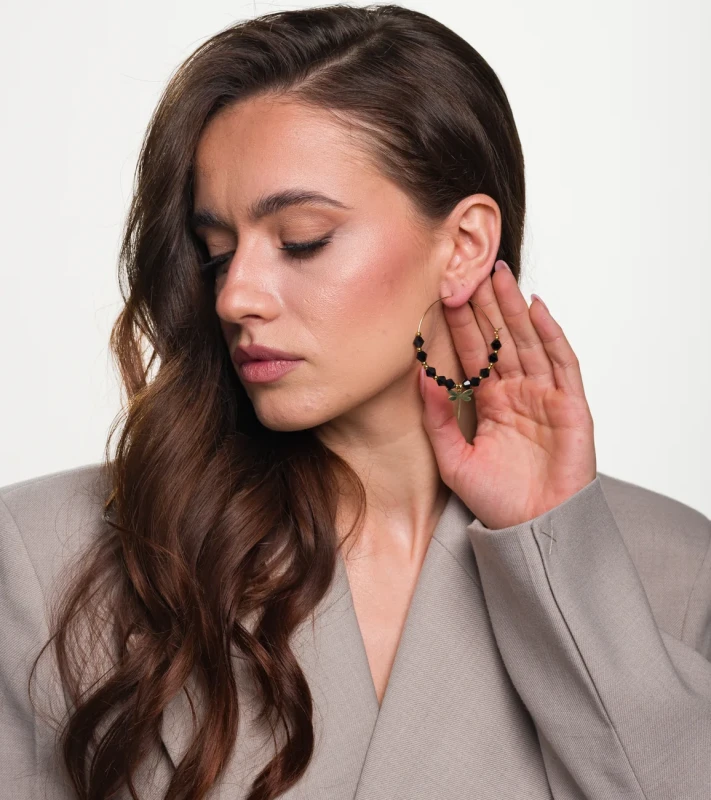 Kolczyki damskie wiszące perły kwiaty złote srebrne  18.webp