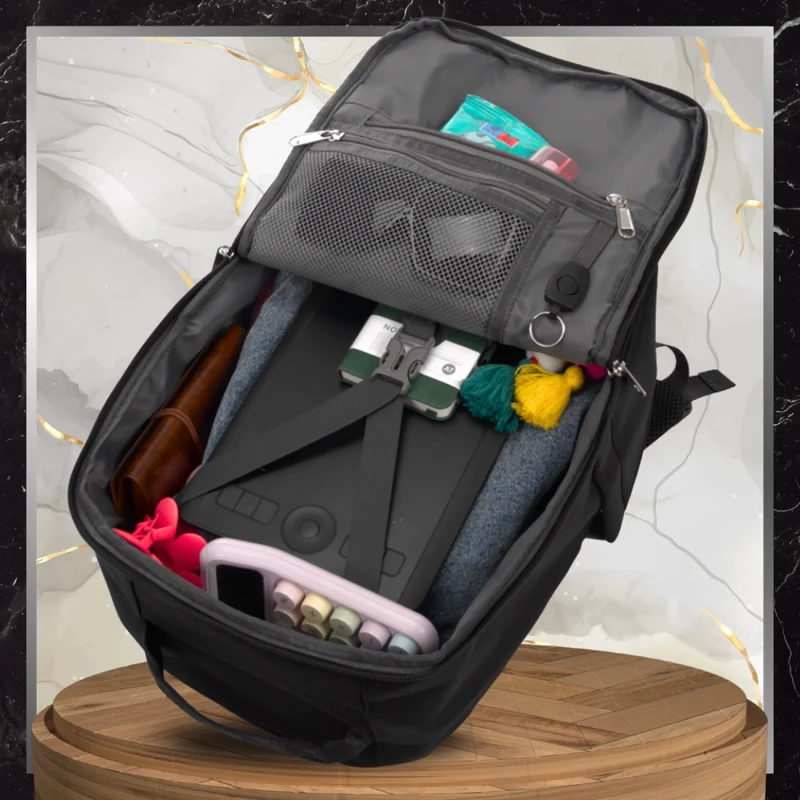 Plecak-czarny-do-samolotu-podrozny-bagaz-podreczny-kabinowy-USB-BADBAGS.webp