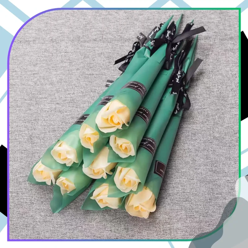 Bukiet Róż Mydlanych Czerwony 10 Sztuk Elegancki Prezent 28 cm6.webp