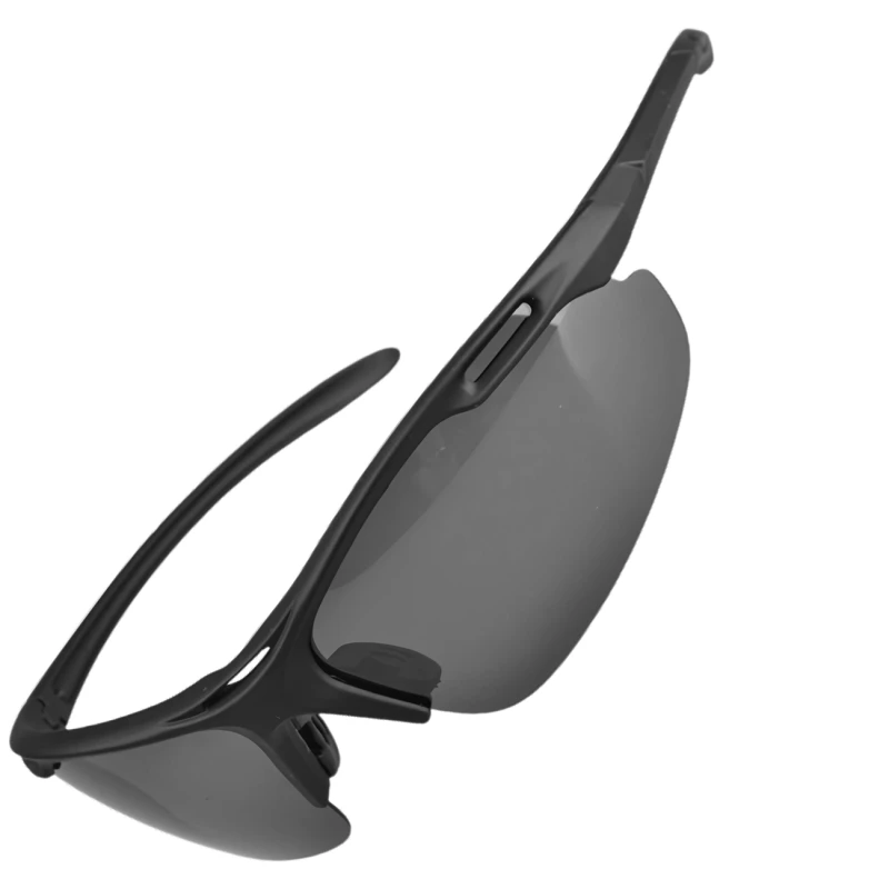 Okulary-przeciwsłoneczne-sportowe8.webp