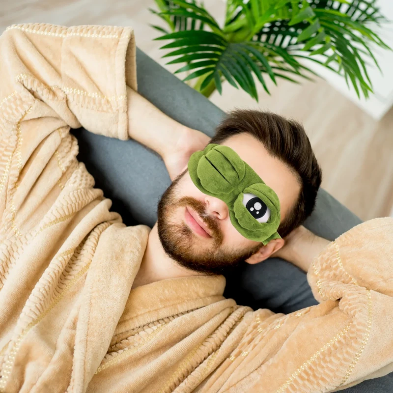 Maska do Spania Zielona Żaba Regulowana Miękka Opaska na Oczy 3D7.webp