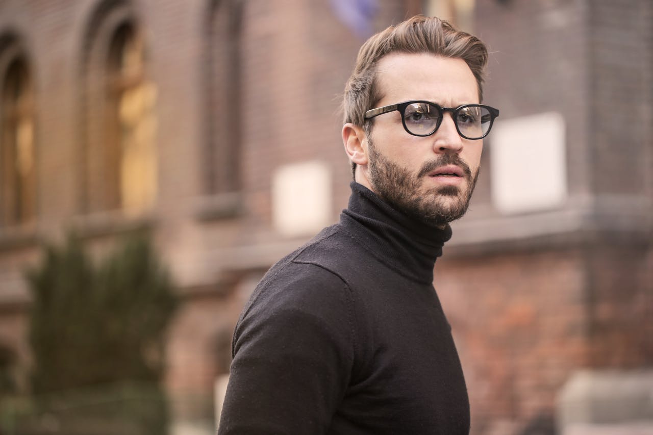 Jak dobrać okulary męskie do kształtu twarzy?